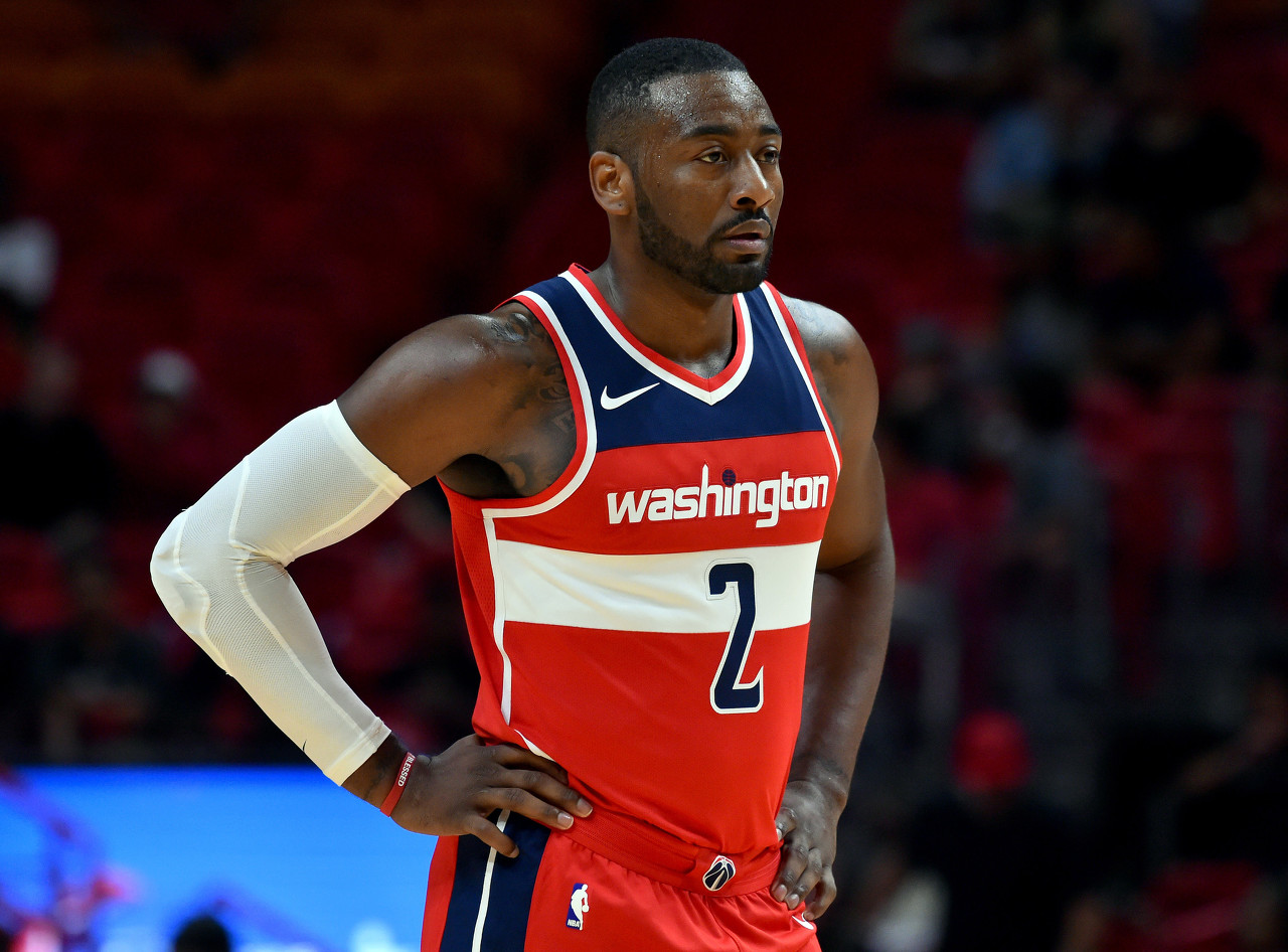 开云官网-林书豪盛赞沃尔：辉煌生涯令人敬仰，传奇地位永存！